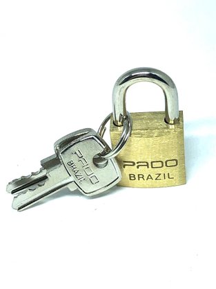 Cadeado de Latão PADO LT - 20mm 2 Chaves Não Enferruja LT20