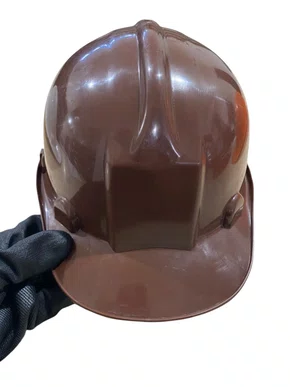 Capacete Segurança com Aba Frontal Marrom NOVEL CA 8562