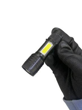 Lanterna Mini Tática Militar USB Recarregável